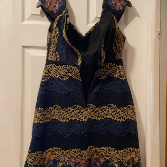 Foxiedox - Picture 6 of 16